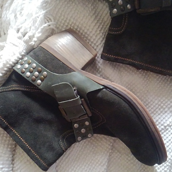 Suede moto Boots - Picture 3 of 7